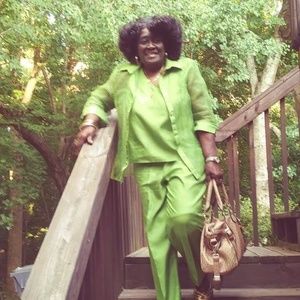 Meet your Posher, Nellie